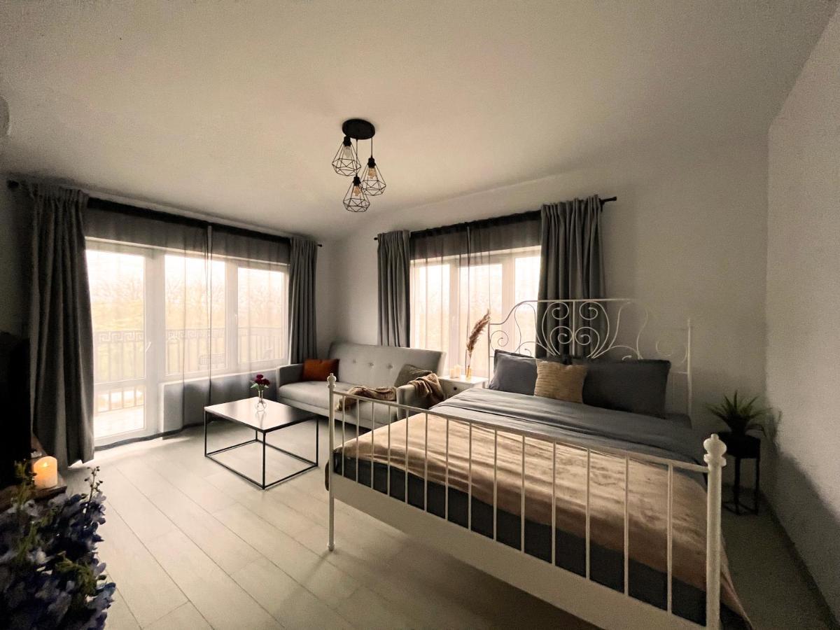 Superb Apartment 35 Voucere Vacanta Zero74Unu236Optsute Iasi Luaran gambar